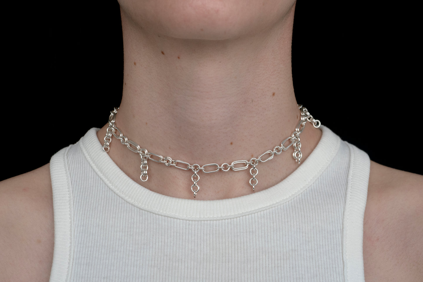 DUST NECKLACE